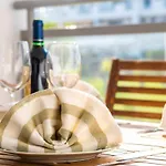 Casa Grullo * קוניל דה לה פרונטרה